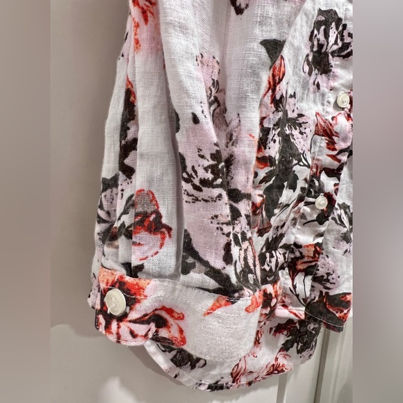 Lord & Taylor 100% Linen Floral Blouse (size small) - Picture 4 of 5